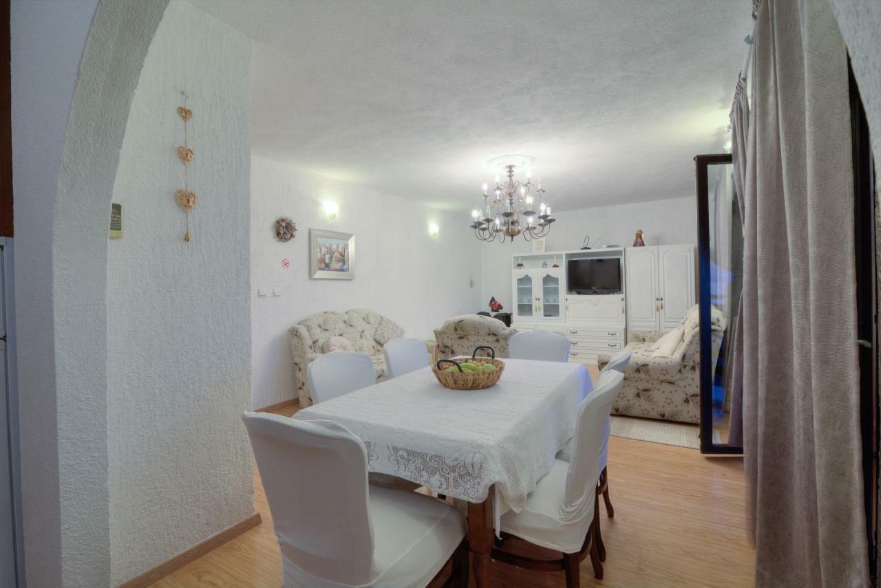 Apartment Lea Senj  Esterno foto